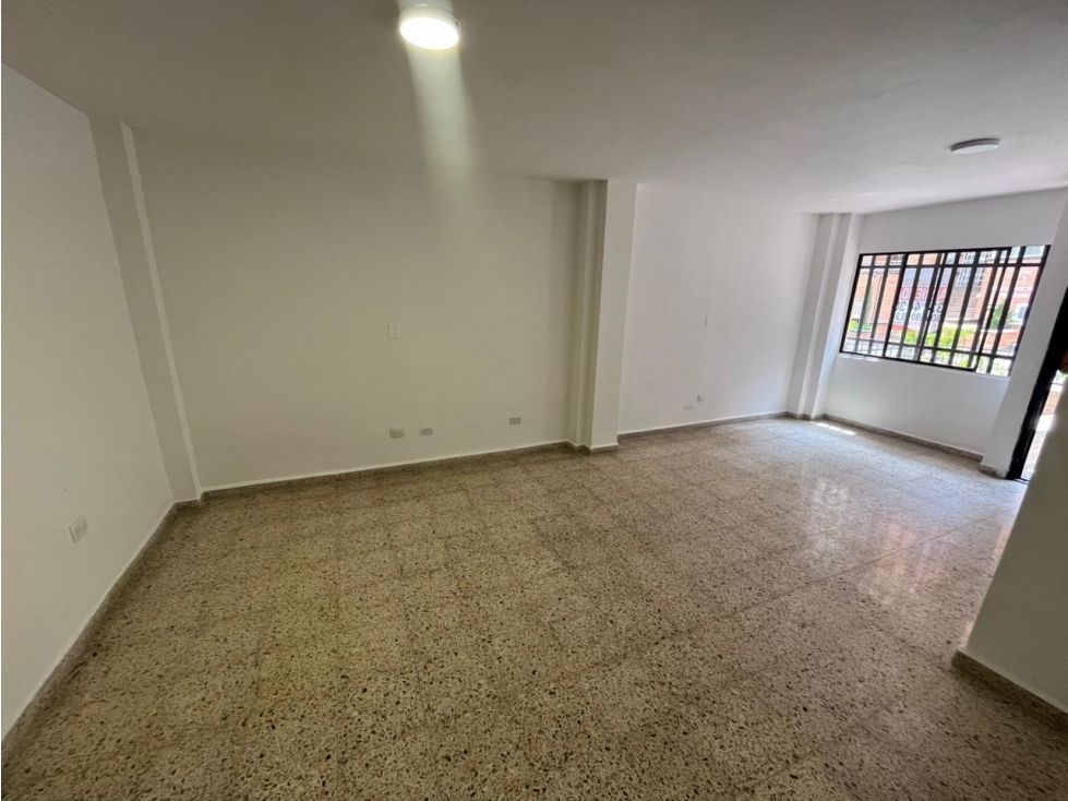 Casa en arriendo Antioquia Envigado El Dorado 120 m2 Habitaciones 4 Baños 2 Garajes 1 Precio $4000000