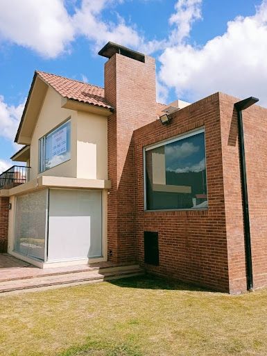 Casa en venta Cundinamarca Cajicá Vda Chuntame 982 m2 Habitaciones 4 Baños 5 Garajes 4 Precio $1480000000