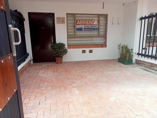 Casa en arriendo Cundinamarca Cota Cota 155 m2 Habitaciones 3 Baños 3 Garajes 1 Precio $3500000