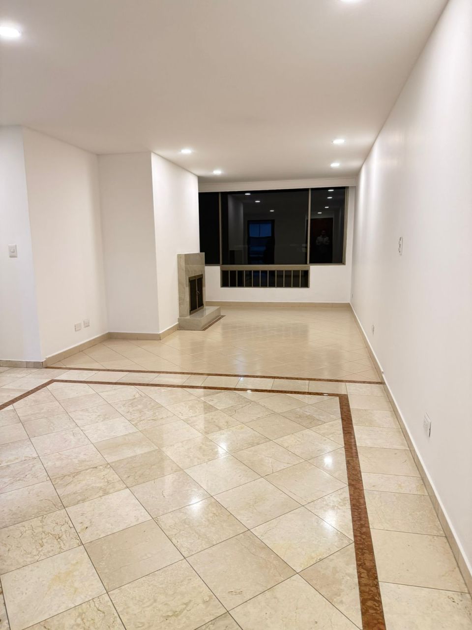 Apartamento en arriendo Cundinamarca Bogotá Puente Largo 90 m2 Habitaciones 3 Baños 2 Garajes 0 Precio $3600000