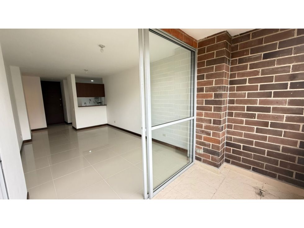 Apartamento en arriendo Antioquia Envigado La Inmaculada 80 m2 Habitaciones 3 Baños 2 Garajes 1 Precio $3800000