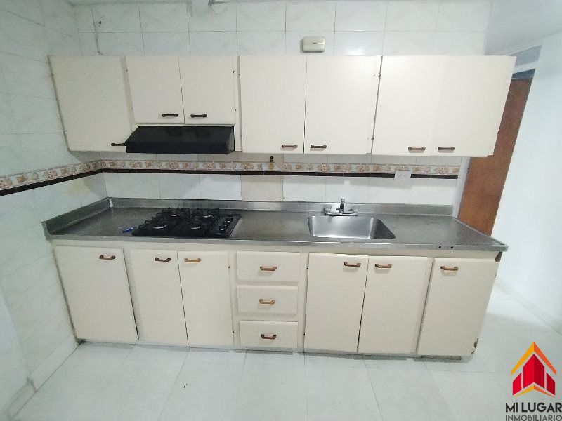 Casa en arriendo Antioquia Envigado Zona Centro 90 m2 Habitaciones 3 Baños 2 Garajes 1 Precio $2200000
