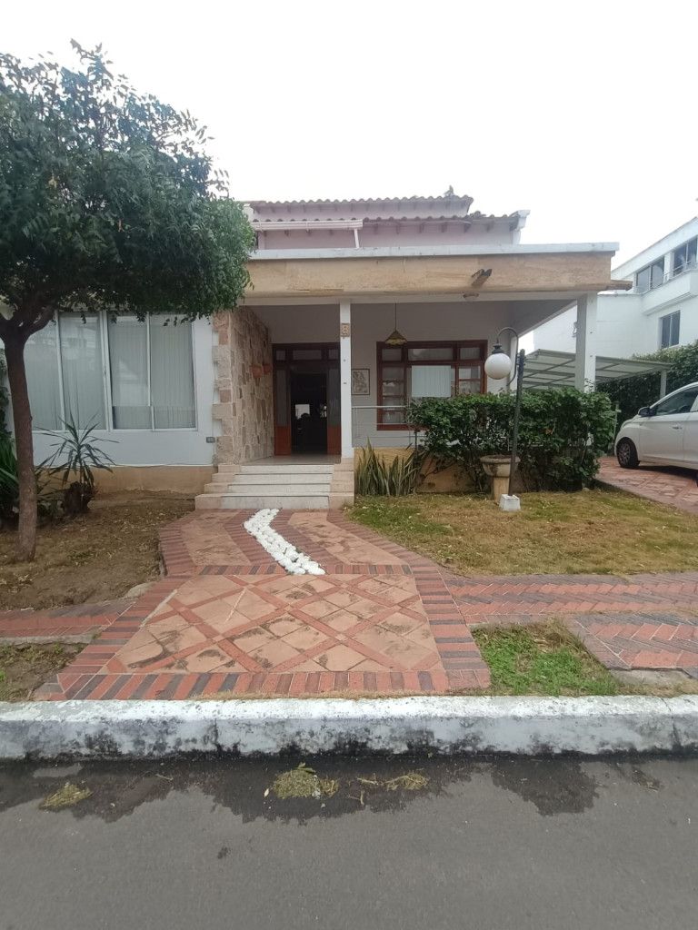 Casa en arriendo Norte De Santander Villa Del Rosario Br Samanes De La Alqueria 345 m2 Habitaciones 3 Baños 5 Garajes 1 Precio $4500000