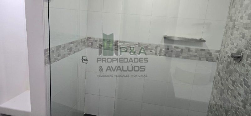 Apartamento en arriendo o venta Antioquia Medellín Cataluña 230 m2 Habitaciones 4 Baños 4 Garajes 0 Precio venta $1600000000 Precio arriendo $17000000
