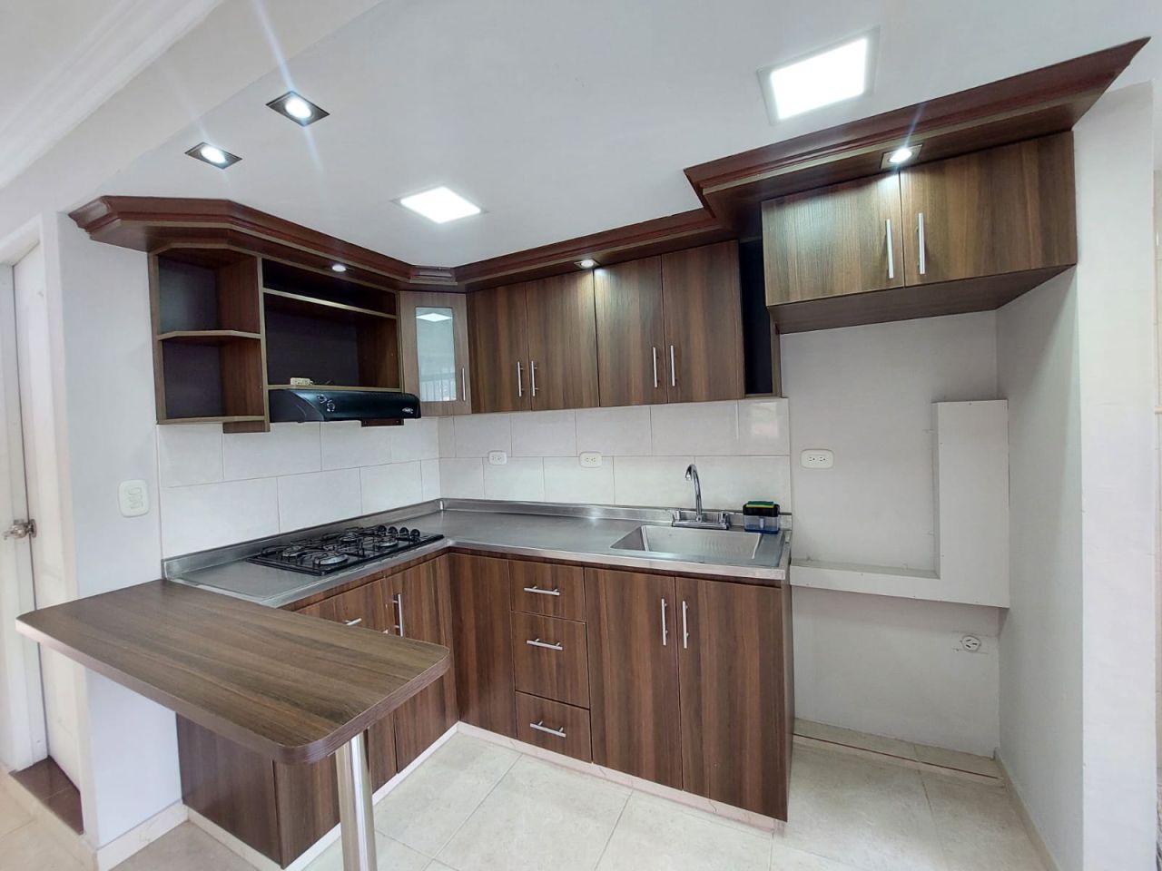Apartamento en arriendo Antioquia Medellín Pajarito 50 m2 Habitaciones 3 Baños 1 Garajes 0 Precio $1200000