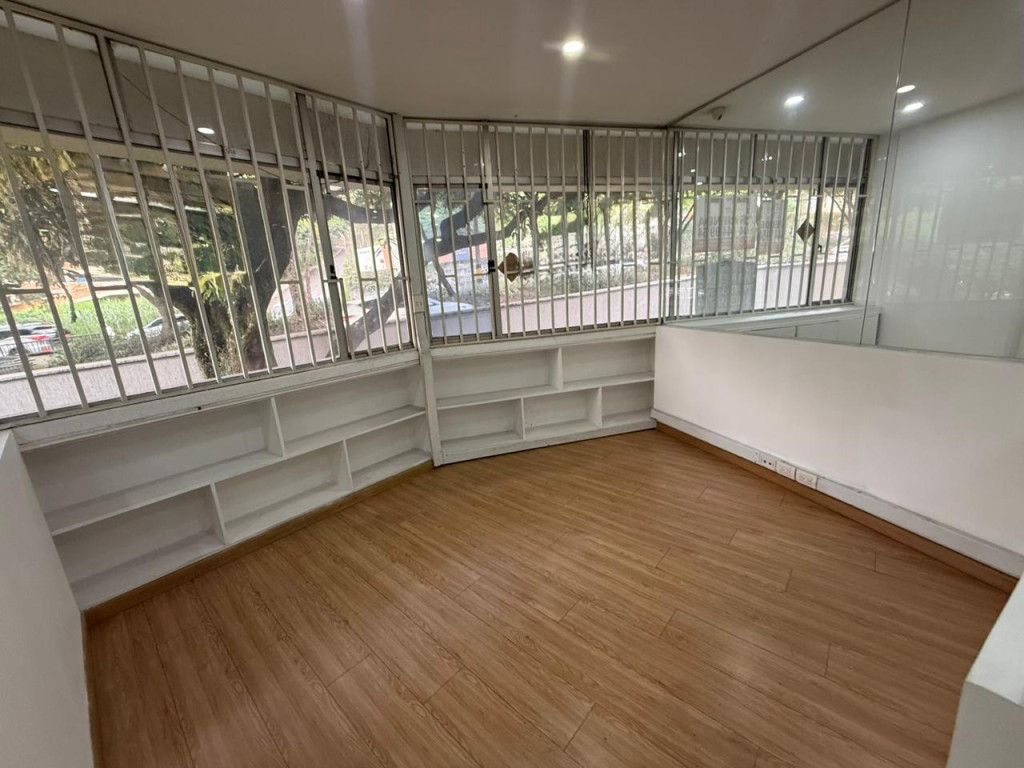 Oficina en arriendo Antioquia Medellín Castropol 70 m2 Habitaciones 0 Baños 0 Garajes 0 Precio $4500000