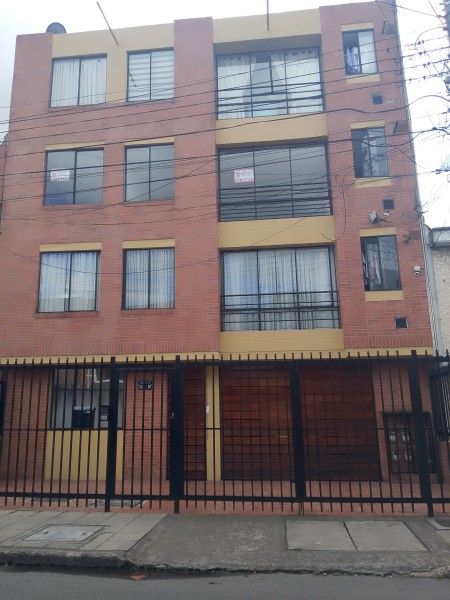 Apartamento en arriendo Cundinamarca Bogotá Normandia Occidental 75 m2 Habitaciones 3 Baños 2 Garajes 1 Precio $2600000