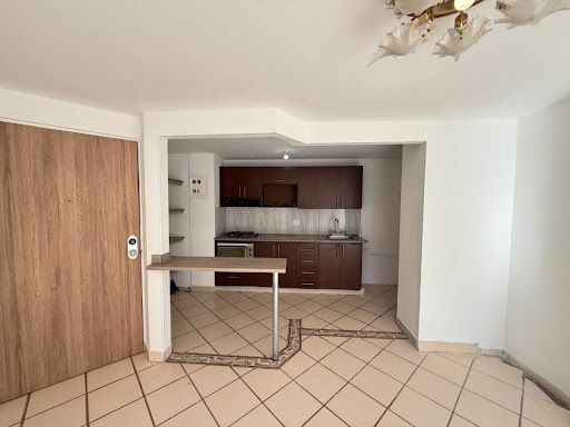 Apartamento en arriendo Antioquia Medellín Urbanizacion El Alcazar 65 m2 Habitaciones 3 Baños 2 Garajes 0 Precio $2500000