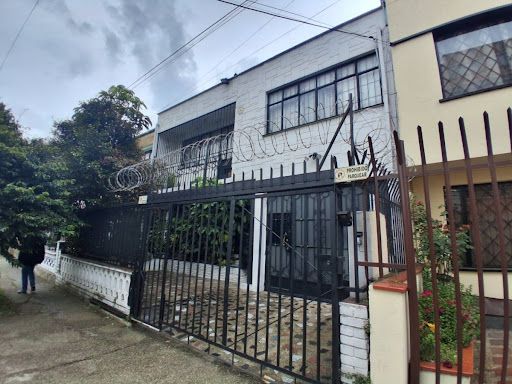 Apartaestudio en arriendo Cundinamarca Bogotá El Campin 25 m2 Habitaciones 1 Baños 1 Garajes 1 Precio $1300000