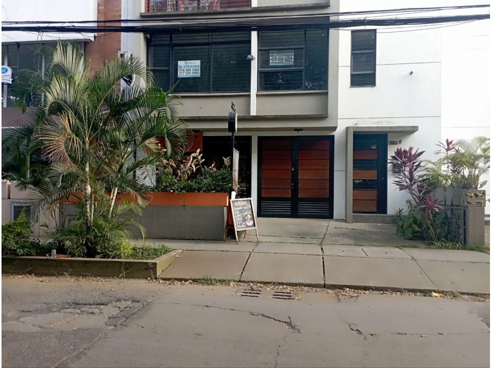 Local en arriendo Valle Del Cauca Cali Santa Mónica 90 m2 Habitaciones 0 Baños 2 Garajes 0 Precio $3000000