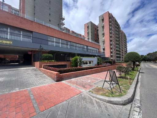 Apartamento en venta Cundinamarca Bogotá Canapro 84 m2 Habitaciones 3 Baños 2 Garajes 2 Precio $489000000