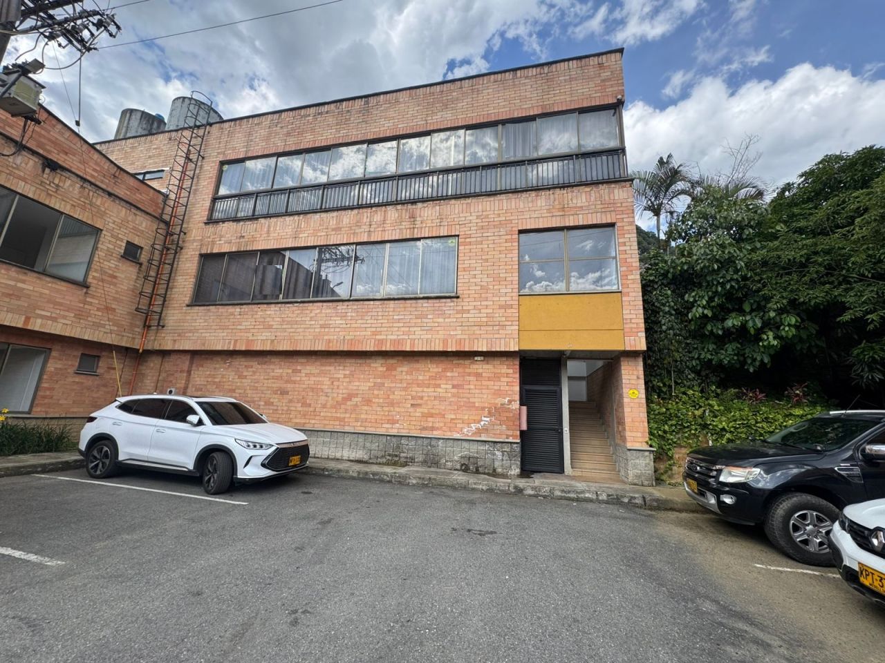 Bodega en arriendo Antioquia La Estrella Bellos Aires 200 m2 Habitaciones 0 Baños 1 Garajes 0 Precio $6000000