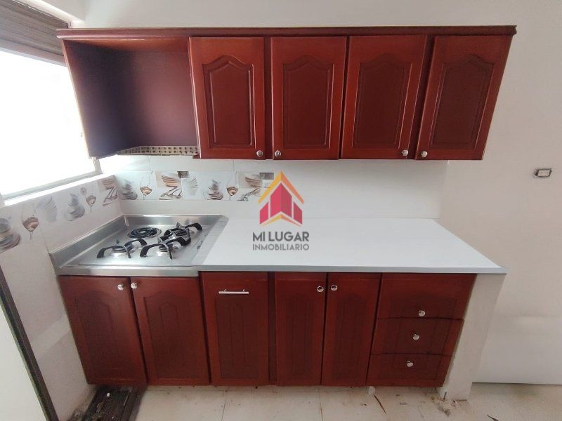 Apartamento en arriendo Antioquia Envigado Zona Centro 94 m2 Habitaciones 3 Baños 2 Garajes 0 Precio $2600000