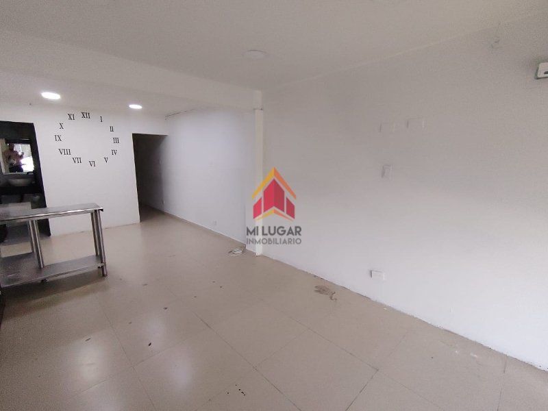 Local en arriendo Antioquia Envigado El Dorado 36 m2 Habitaciones 0 Baños 1 Garajes 0 Precio $2500000