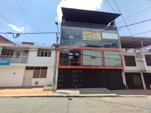 Local en arriendo Santander Bucaramanga Mejoras Publicas 300 m2 Habitaciones 0 Baños 9 Garajes 0 Precio $12000000