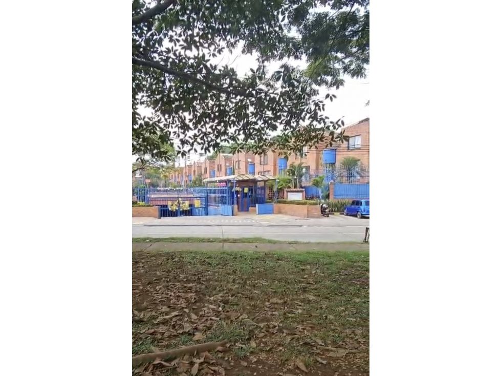 Casa en venta Valle Del Cauca Cali Mayapan Las Vegas 137 m2 Habitaciones 3 Baños 3 Garajes 2 Precio $650000000