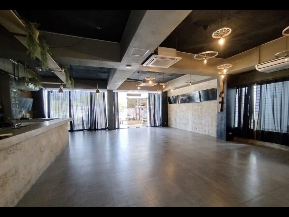 Local en arriendo Magdalena Santa Marta Los Alcazares 237 m2 Habitaciones 0 Baños 2 Garajes 0 Precio $10000123