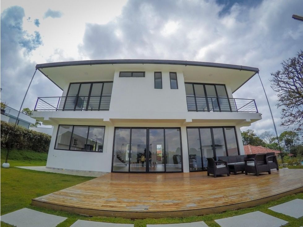 Finca en venta Risaralda Santa Rosa De Cabal Santa Rosa De Cabal 300 m2 Habitaciones 5 Baños 6 Garajes 6 Precio $1750000000