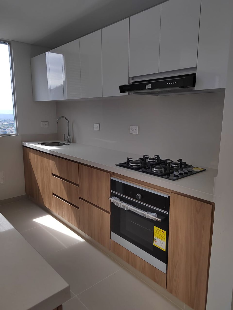 Apartamento en arriendo Tolima Ibagué Arkamonica 110 m2 Habitaciones 3 Baños 3 Garajes 1 Precio $3500000
