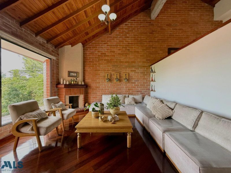 Casa en venta Antioquia Medellín Los Balsos No1 232 m2 Habitaciones 3 Baños 3 Garajes 2 Precio $1750000000