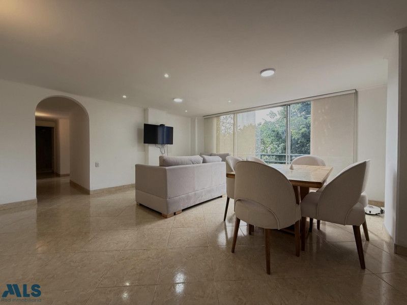 Apartamento en venta Antioquia Medellín Santa Maria De Los Angeles 99 m2 Habitaciones 10 Baños 10 Garajes 10 Precio $720000000