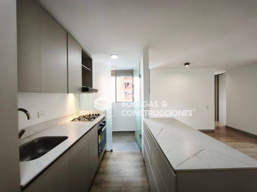 Apartamento en arriendo Antioquia Envigado El Esmeraldal 70 m2 Habitaciones 2 Baños 2 Garajes 1 Precio $3700000