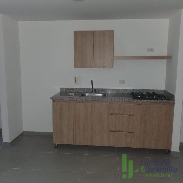 Apartamento en venta Antioquia Itagüí Los Naranjos 37 m2 Habitaciones 1 Baños 1 Garajes 0 Precio $220000000