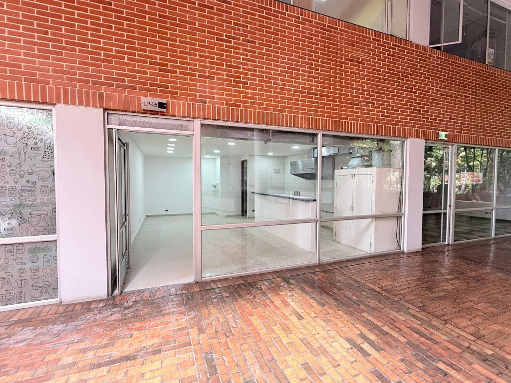 Local en venta Cundinamarca Bogotá Samper 40 m2 Habitaciones 0 Baños 1 Garajes 0 Precio $370000000
