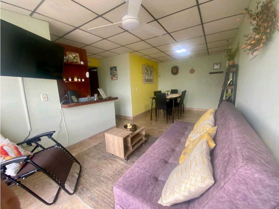 Apartamento en venta Risaralda Pereira El Plumon Alto 72 m2 Habitaciones 3 Baños 2 Garajes 1 Precio $240000000