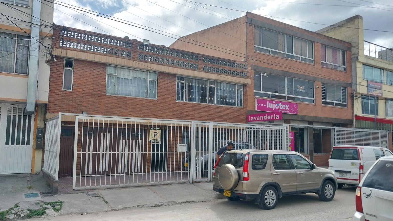 Apartamento en arriendo Cundinamarca Bogotá Santa Cecilia 200 m2 Habitaciones 6 Baños 3 Garajes 1 Precio $2800000