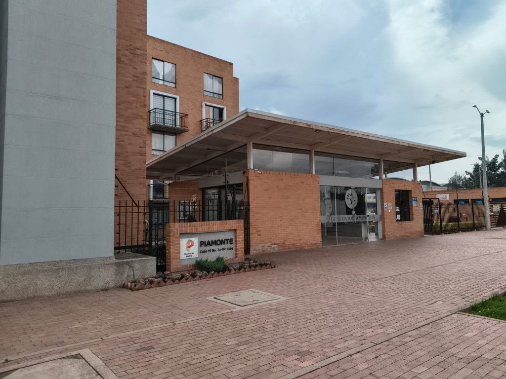 Apartamento en arriendo Cundinamarca Madrid Conjunto Residencial Piamonte 60 m2 Habitaciones 3 Baños 2 Garajes 0 Precio $1300000