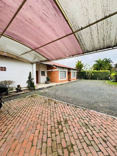 Casa Campestre en arriendo Risaralda Pereira Ur San Marcos 280 m2 Habitaciones 4 Baños 4 Garajes 1 Precio $6950000