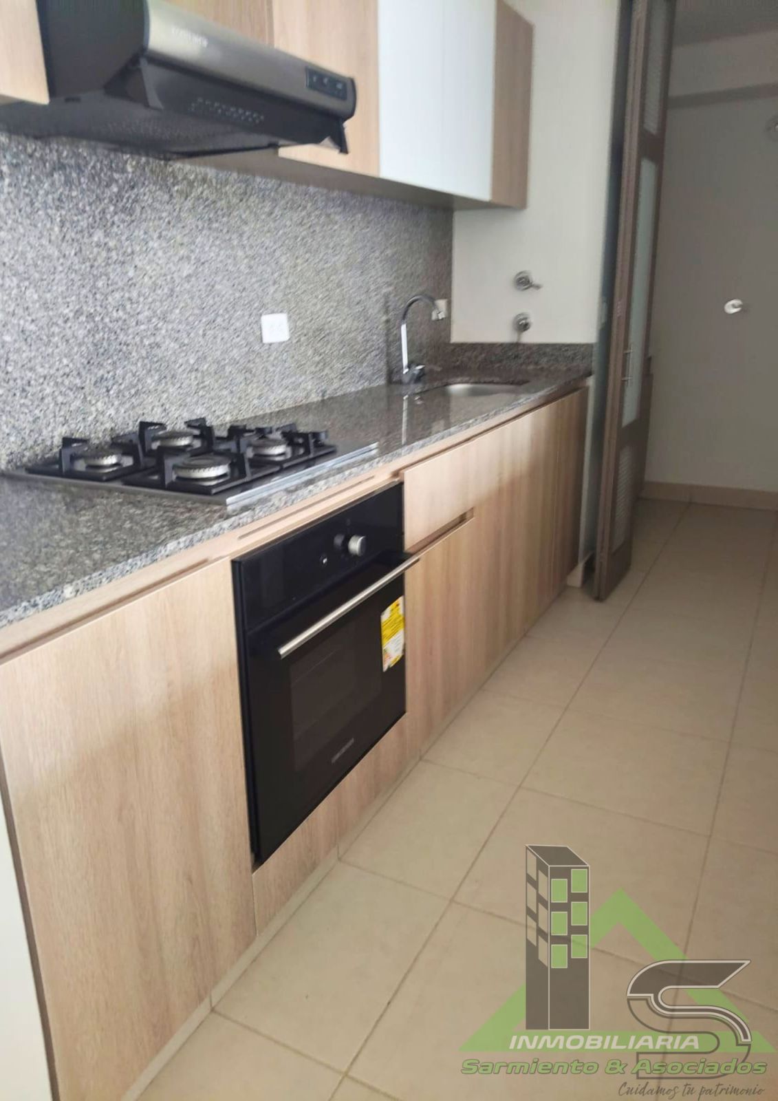 Apartamento en arriendo Cundinamarca Zipaquirá Algarra 1 72 m2 Habitaciones 3 Baños 2 Garajes 1 Precio $1800000