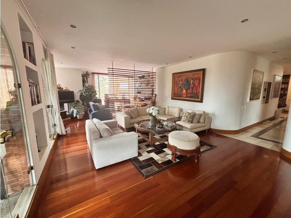 Apartamento en arriendo Cundinamarca Bogotá Bellavista 200 m2 Habitaciones 3 Baños 5 Garajes 2 Precio $12000000
