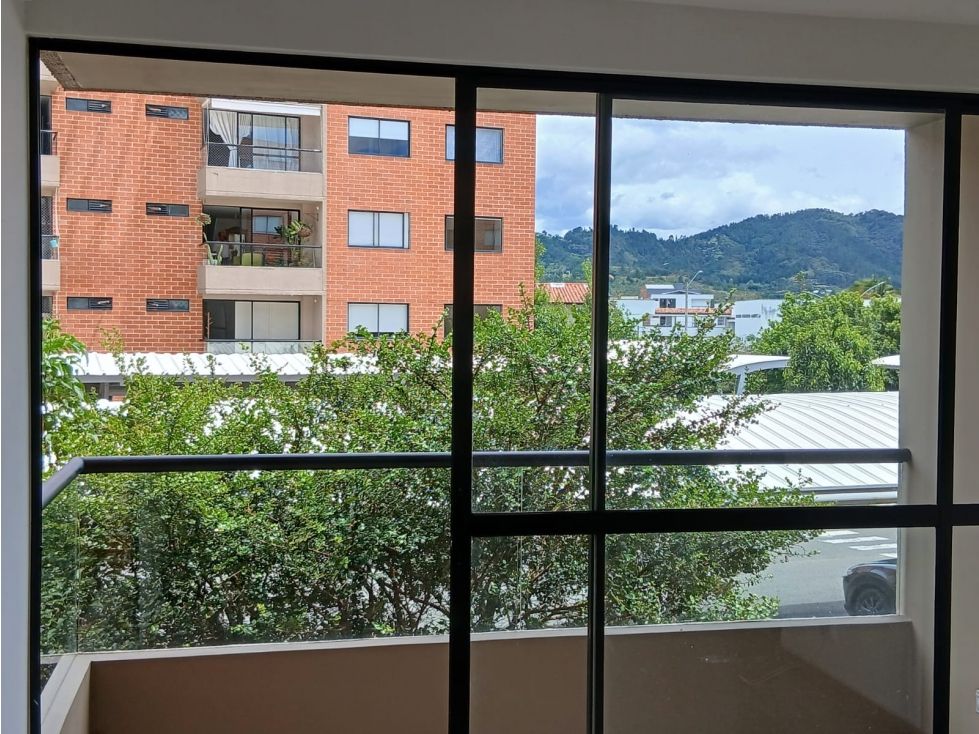 Apartaestudio en arriendo Antioquia La Ceja Fray Eugenio Ramirez Salazar 48 m2 Habitaciones 1 Baños 1 Garajes 1 Precio $1800000