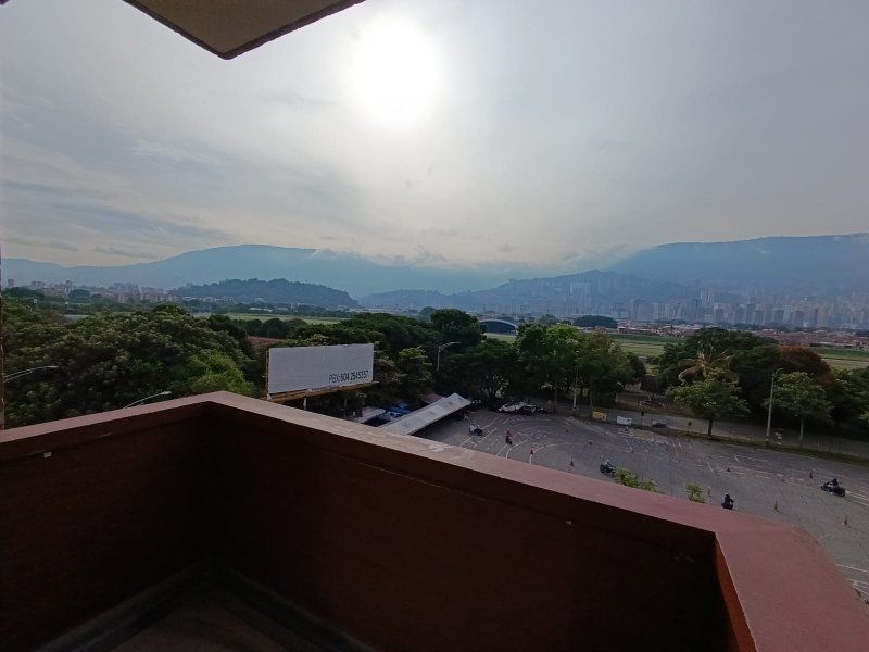 Apartamento en venta Antioquia Medellín Aeroparque Juan Pablo Ii 80 m2 Habitaciones 3 Baños 2 Garajes 1 Precio $380000000