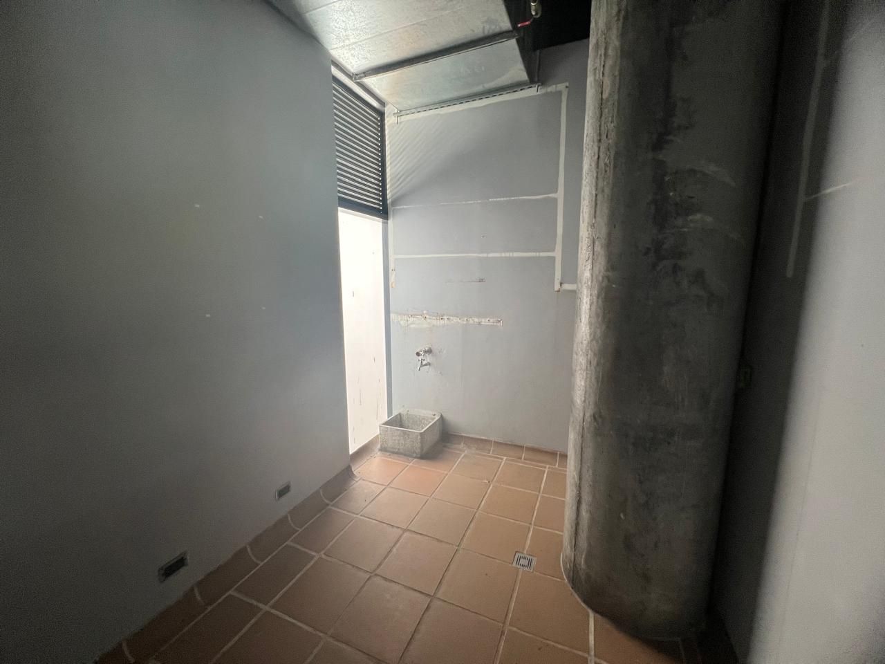 Local en venta Antioquia Envigado Zúñiga 80 m2 Habitaciones 0 Baños 0 Garajes 0 Precio $1600000000