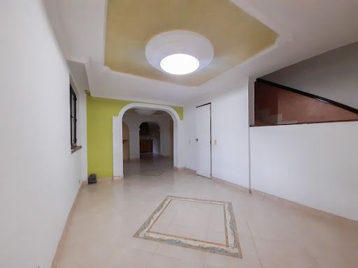 Casa en arriendo Antioquia Envigado El Dorado 146 m2 Habitaciones 3 Baños 4 Garajes 1 Precio $4300000