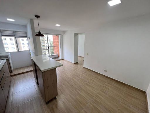 Apartamento en arriendo Antioquia Medellín La Hondonada 70 m2 Habitaciones 2 Baños 2 Garajes 1 Precio $2200000