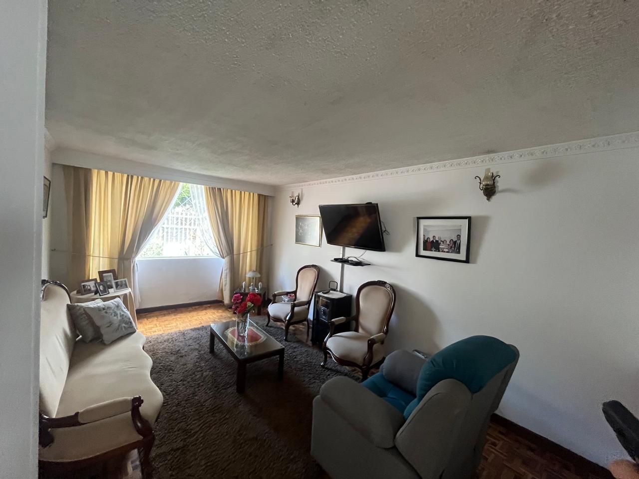Casa en venta Cundinamarca Bogotá Cedritos 155 m2 Habitaciones 3 Baños 3 Garajes 2 Precio $1500000000