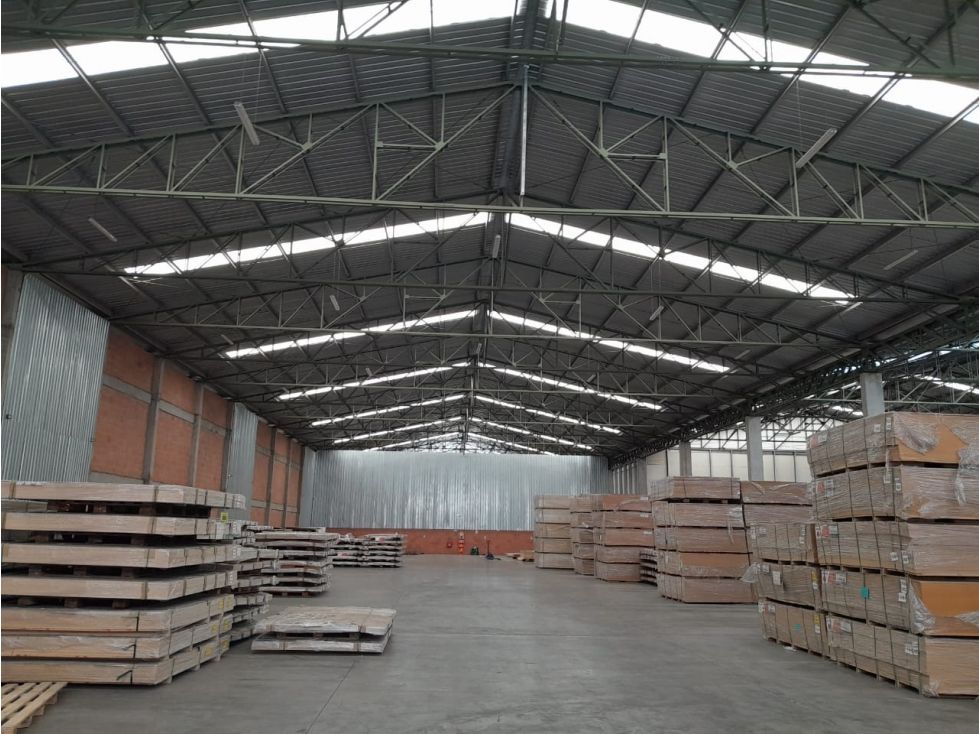 Bodega en arriendo Cundinamarca Madrid Zona Centro 3750 m2 Habitaciones 0 Baños 3 Garajes 0 Precio $76125000