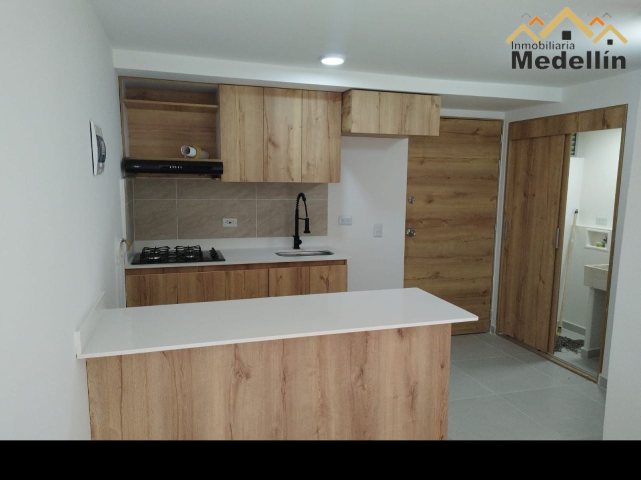 Apartamento en arriendo Antioquia Sabaneta Escobar 46 m2 Habitaciones 2 Baños 1 Garajes 0 Precio $2500000