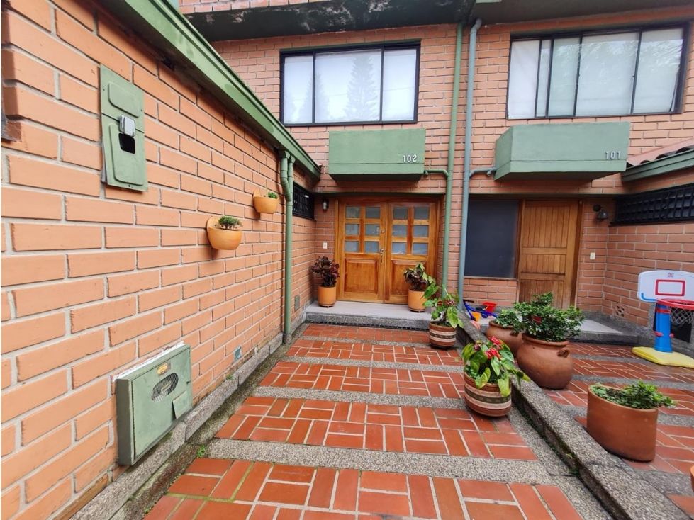 Casa en venta Antioquia Medellín Alejandria 300 m2 Habitaciones 3 Baños 5 Garajes 1 Precio $1400000000