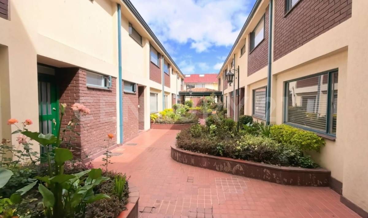 Casa en venta Cundinamarca Bogotá Caobos Salazar 129 m2 Habitaciones 3 Baños 3 Garajes 2 Precio $540000000