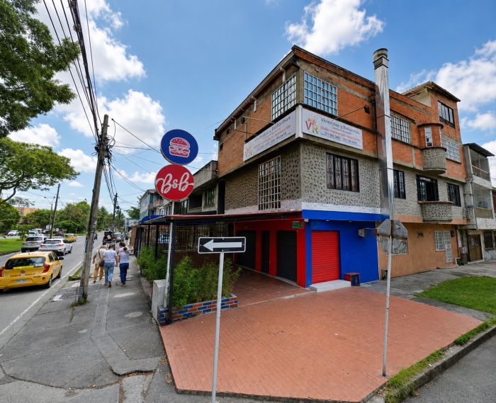 Apartamento en venta Valle Del Cauca Cali Cristóbal Colón 195 m2 Habitaciones 7 Baños 4 Garajes 0 Precio $490000000