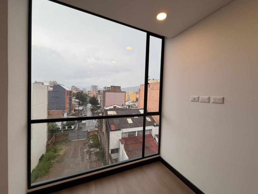 Apartaestudio en arriendo Cundinamarca Bogotá Nuevo Contry 22 m2 Habitaciones 1 Baños 1 Garajes 0 Precio $1800000