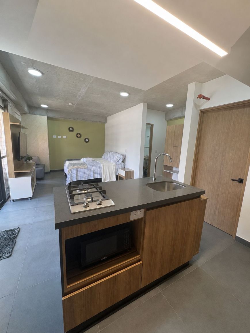 Apartaestudio en venta Antioquia Medellín Boston 35 m2 Habitaciones 1 Baños 1 Garajes 0 Precio $410000000