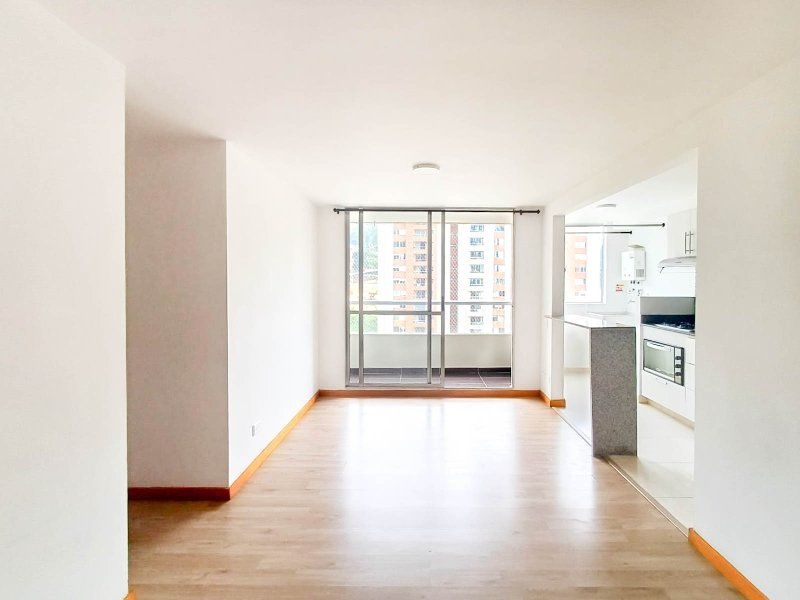 Apartamento en arriendo Antioquia La Estrella Chile 75 m2 Habitaciones 3 Baños 2 Garajes 1 Precio $2300000