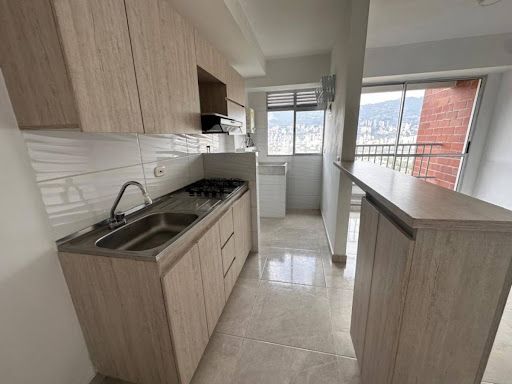 Apartamento en arriendo Antioquia Medellín La Hondonada 65 m2 Habitaciones 3 Baños 2 Garajes 1 Precio $2500000