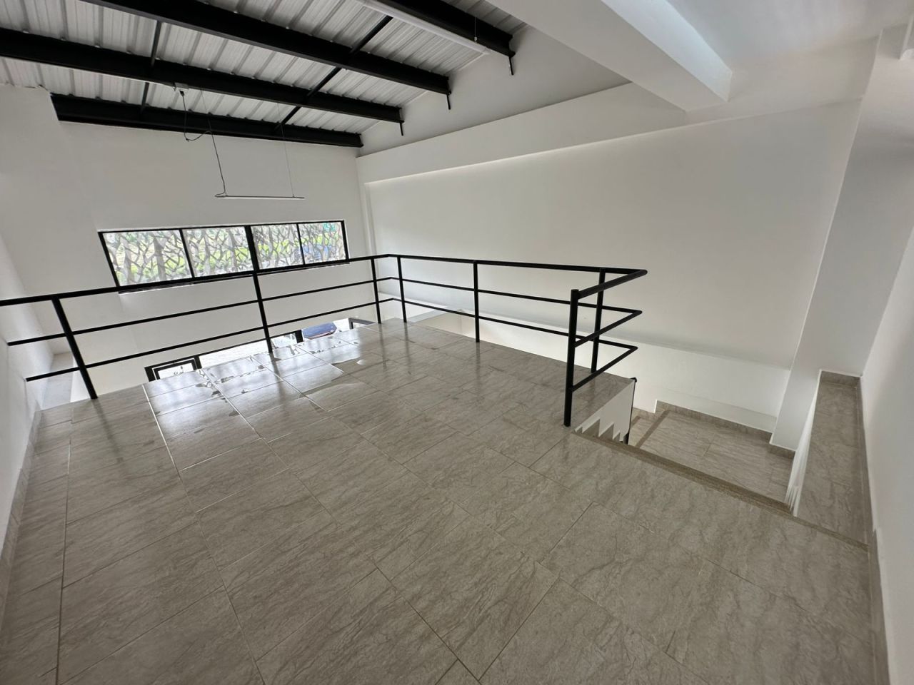 Local en arriendo o venta Risaralda Pereira Sector Belmonte 64 m2 Habitaciones 0 Baños 1 Garajes 0 Precio venta $599000000 Precio arriendo $4500000